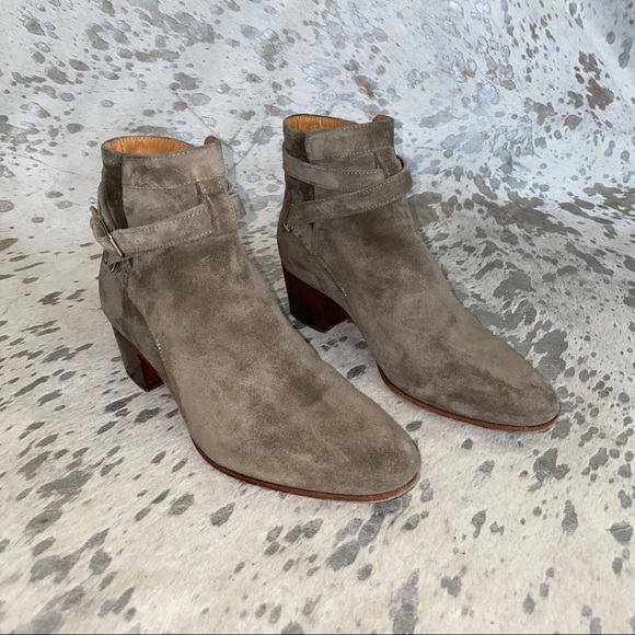 Sold 💕Saint Laurent Blake suede ankle booties - Picture 3 of 6